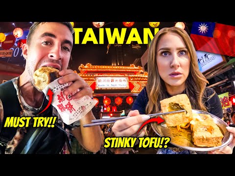 Eating the BEST Taiwanese Street Food!! 🇹🇼(Raohe Street Night Market)