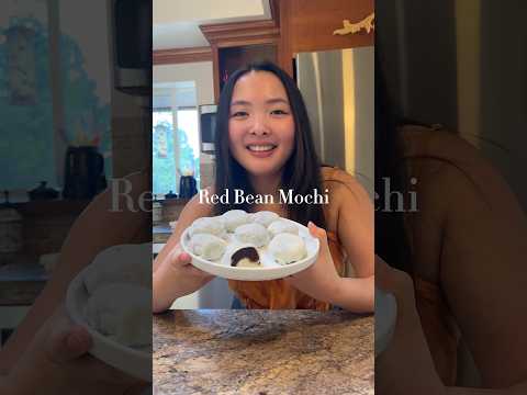 Making red bean mochi #shorts #mochi #mochirecipe #redbean #redbeanpaste #redbeans #foodie