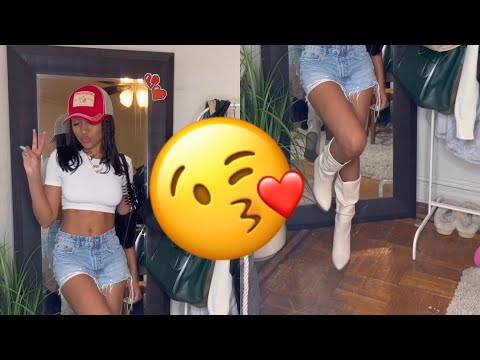 White Crop T-Shirt + Light Blue Denim Jorts W/ High Heel boots & A Hand Bag