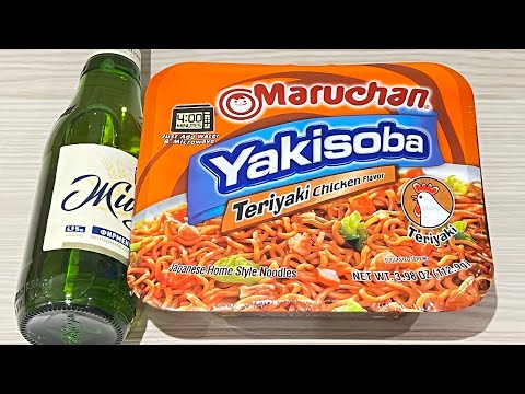 Foreign version of Maruchan Yakisoba and Russian beer🇷🇺