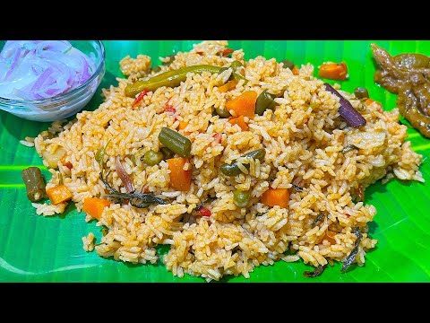 Veg Biryani / Vegetable Biryani in Tamil / Instant Biriyani Recipe in Cooker / வெஜிடபுள் பிரியாணி