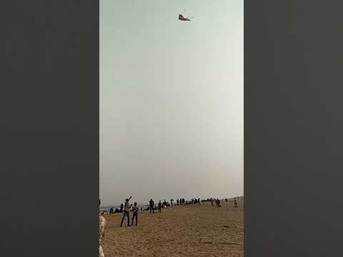 its playing time #shortvideoflying kites  @bavanapadu beach