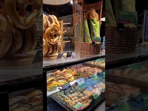 Tim Hortons & Marché in Somerset, Singapore #travel #singaporecafe #minivlog #sgcafehopping #food