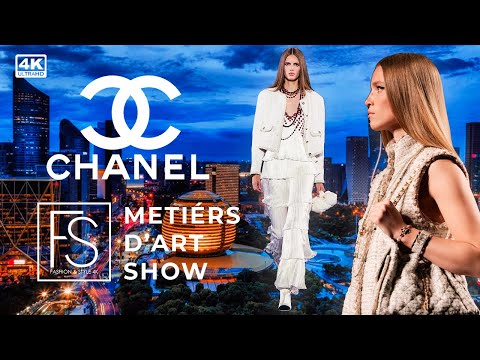 CHANEL 2024/25 Métiers d'art FULL FASHION SHOW 4K Liu Wen & Amelia Gray | Hangzhou