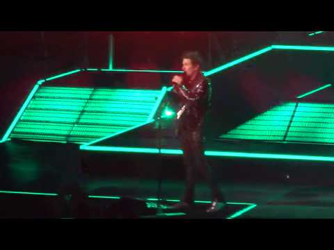 Muse - Time is Running Out Live! [HD 1080p]