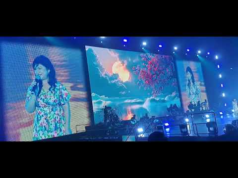 潘盈【 月色同行 】🎙 6.7.2024 作曲：李偉菘 / 作詞：祁哲泉 明天42不老的梦 * 新谣演唱会(Widescreen版)