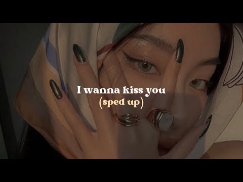 I wanna kiss you /love game  (spedup)