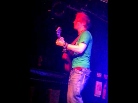 Ed Sheeran - Grade 8 (Live)