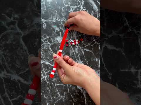 mini candy cane Ornaments in 1minute #christmas #diy #pipe-cleaner #christmastreedecor #craft