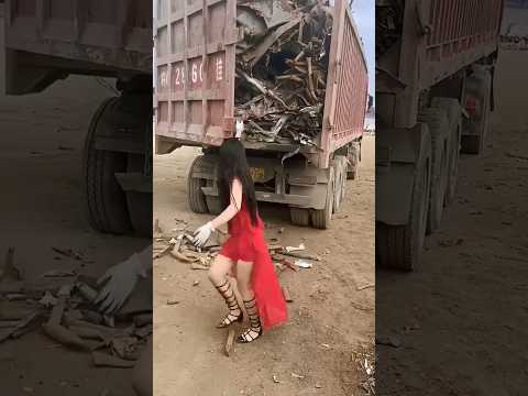 Unloading Scrap Iron From Truck!echanic #mia #shorts #repair #restoration #automotive