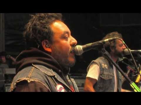 Molotov - Crazy Chola Loca (En Vivo)