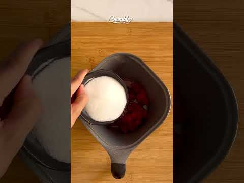 Authentic Italian Panna Cotta: A Creamy Delight Made Easy! #pannacotta #asmr #dessertlovers