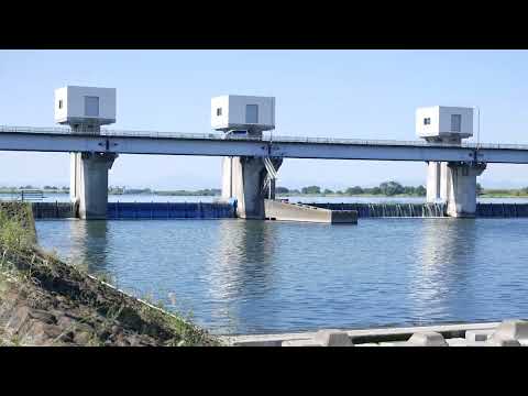 河童出没注意 利根川の雄大な流れ  坂東太郎  The majestic flow of the Tonegawa River