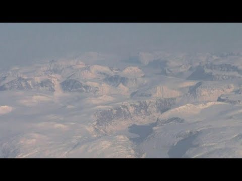 Flight from Iqaluit to Kanngiqtugaapik - Barnes Icecap expedition - 2012