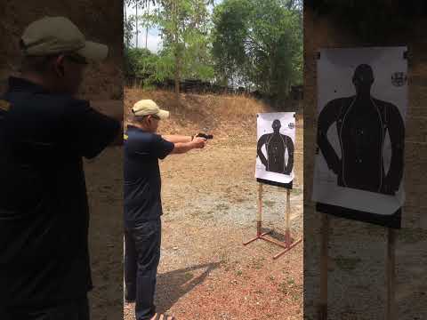 อก2 หัว1 (Mozambique Drill)