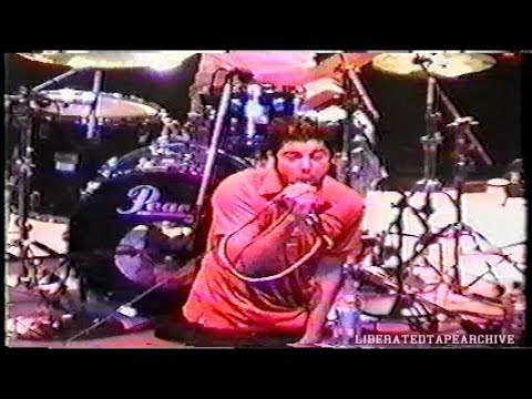 Deftones Live - COMPLETE SHOW - St Paul, MN, USA (December 13th, 1997) "X-mas Ball" [2-CAM]