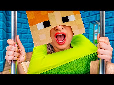 Minecraft Live Action! Prison Escape Battle