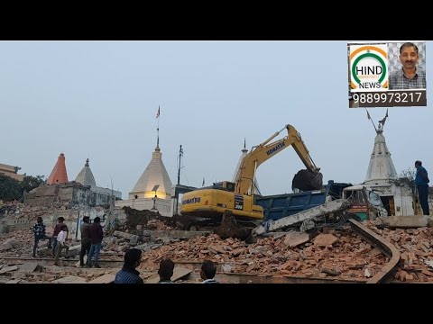 golagokarannath-# गोकर्ण कॉरिडोर पोकलैंड मशीन से मलवा हटाने का कार्य तेजी पर