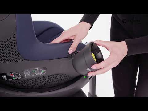 How to Attach the Cup Holder I Sirona Gi i-Size Car Seat I CYBEX