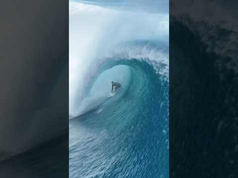 Into the Blue! #surf #shorts