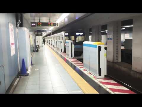 竹橋駅にホームドア(稼働前) 東京メトロ東西線