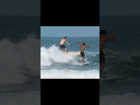 Fun surfing session in Mexico | RAW DAYS