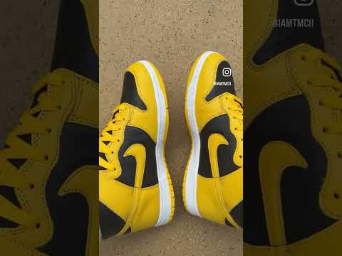 Nike Dunk High Varsity Maize