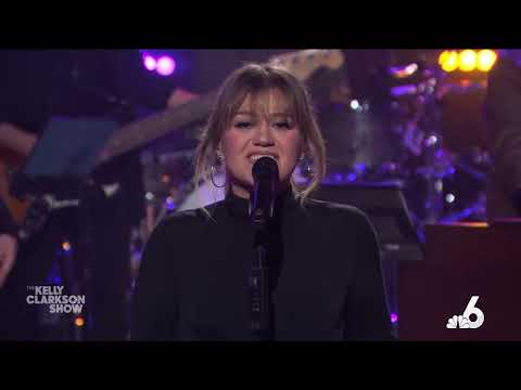 Kelly Clarkson - Never Too Much (Luther Vandross) - The Kelly Clarkson Show - December 5, 2023