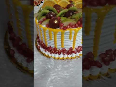 dekha tenu...... #freshfruitcake #birtdaycake #cakedecorating #newdesign #yummy #dekhatenu