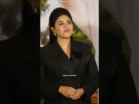 Actress Anjali at Game Changer Event in Hyderabad #ramcharan #gamechanger #pawankalyan