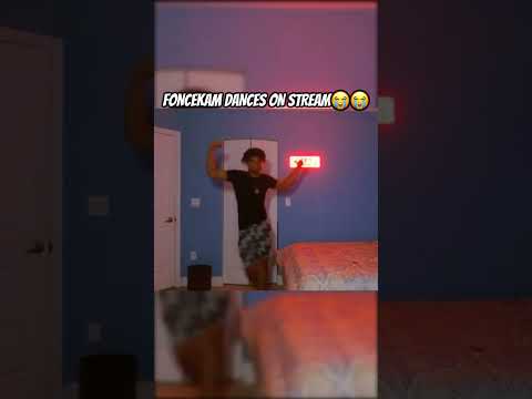 bra tweakin🤣🤣 #FonceKam #Stream #FullStream #FonceKamLive #FonceKamStream #Dancing #Dance #Funny