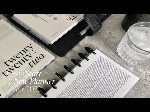 How to Start a New Planner for 2022 | Cloth & Paper