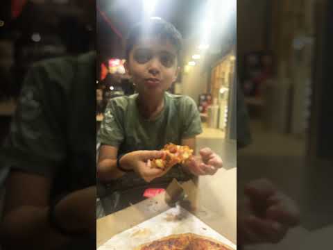 #pizza khaunga Mai 😂  #ytshort   #shortsvideo  #funnyvideo