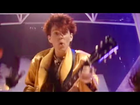 Thompson Twins - Lay Your Hands On Me - Here’s To Future Days - BBC TV Centre - London - 12/25/84