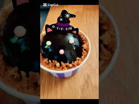 Mini cake #halloween #halloweencake #yummy #viralvideo #shortvideo #ytshorts #cake #minicake #video