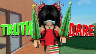 TRUTH Or DARE In MM2... (Murder Mystery 2)