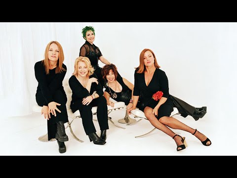 The Go-Go's - Mad About You - Live at the House of Blues, Los Angeles.mp4