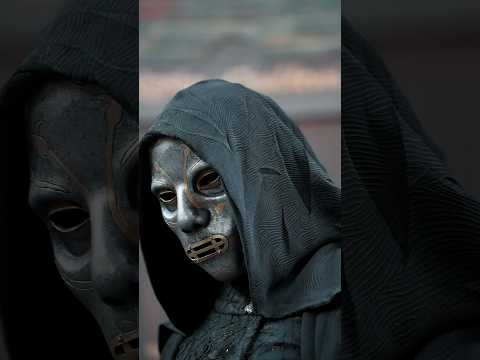 Have you see the Death Eaters at HHN yet?? #halloweenhorrornights #hhn #hhn33 #harrypotter