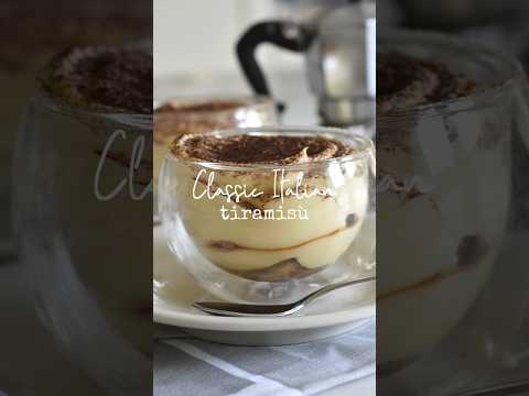 How to make the best Italian Tiramisu 😍 #dessert  #recipe #tiramisu