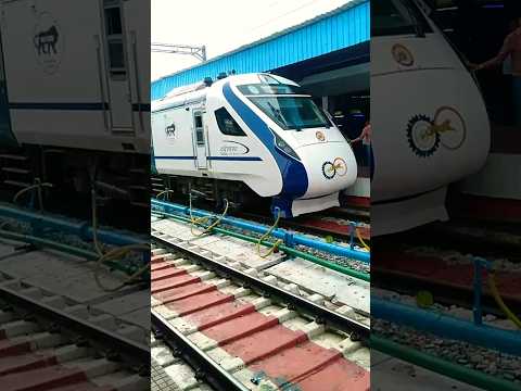 vande bharat express #train #vandebharatexpress #status #shortviral #shorts