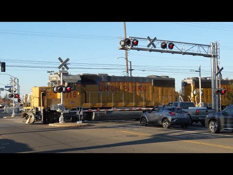 UP 718 Florin Flyer Local, SACRT Light Rails - Olson Dr. Railroad Crossing, Rancho Cordova CA