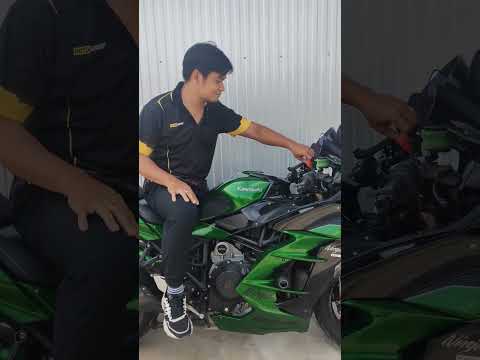 วันนี้เราจะมาสอนวิธีการเปิดไฟเลี้ยวกันครับ !!!#Kawasaki #Ninja #H2SX #H2SXSE #H2SXSE+ #H2 #H2R #ZH2