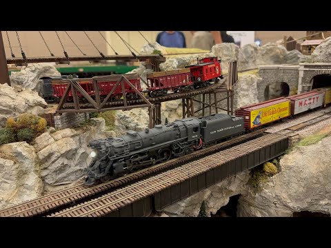 HO Scale Model Trains Running at Piedmont Division Train Show March 9, 2024