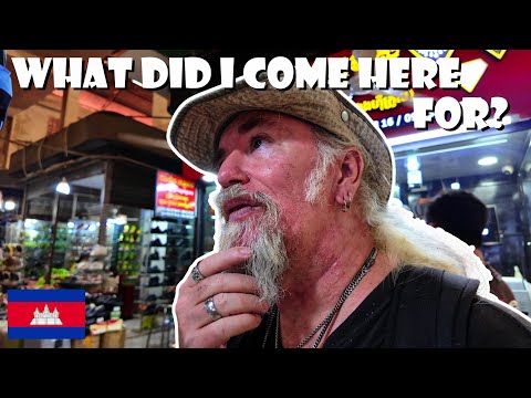 Vlog - E218 - "What is Inside the Phsar Leu Thom Tmey Market? "  🇰🇭  Siem Reap