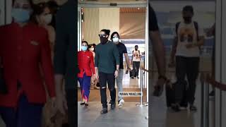 Rocking Star Yash entry in Mumbai Airport #yash #kgf #rockingstaryash #kgfchapter2 #shorts