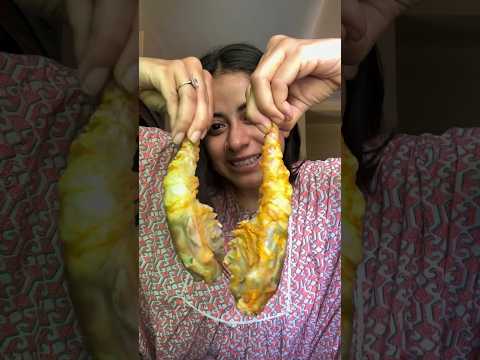 #eating GIANT prawns for lunch at MAYKA 🌸 #viralvideo  Day 212/365 #whatieatinaday #shortsviral