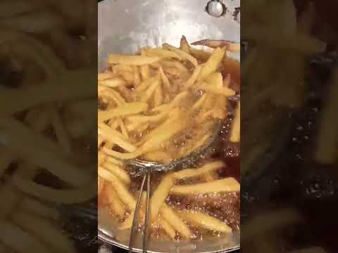 Chips making  sound