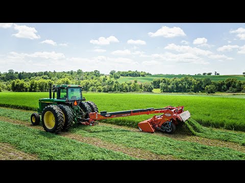 Mowing 2nd Cut with Duals On