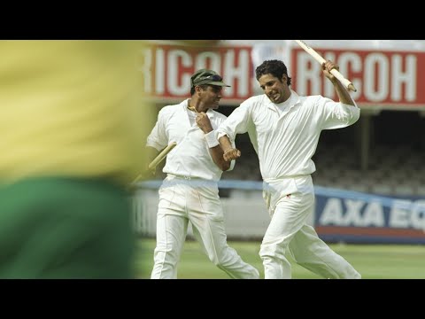 Wasim Akram and Waqar Younis Devastating bowling vs England 3rd test 1996 **SPEED AND SWING**