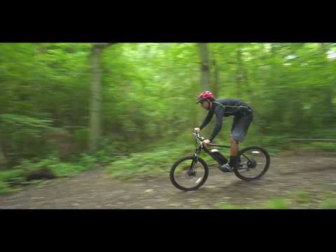 Carrera Vengeance E Men's Electric Mountain Bike | Halfords UK